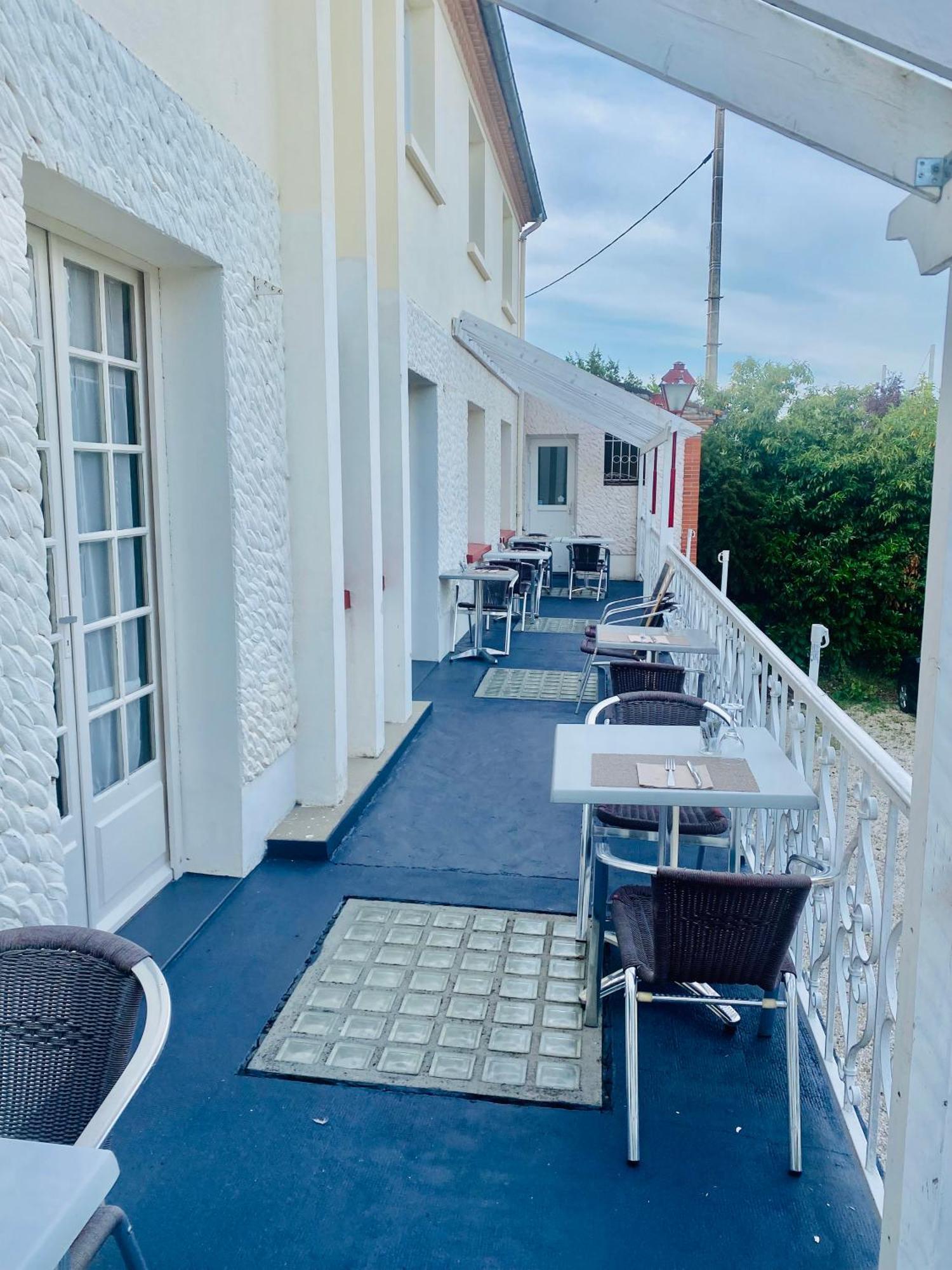 Auberge De Lamagistère מראה חיצוני תמונה